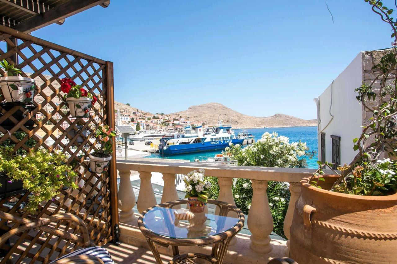 Annas Houses Chalki Town Dış mekan fotoğraf