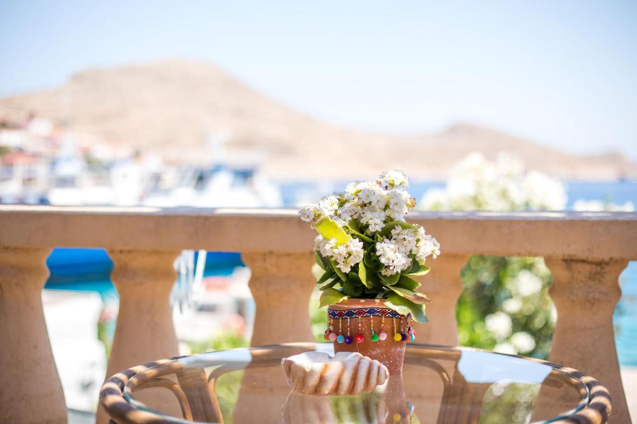 Annas Houses Chalki Town Dış mekan fotoğraf